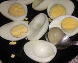 Foto del paso 2 de la receta: Huevos rellenos