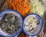 Hình bước làm 2 của món Bún gạo xào singapore