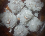 खादिम पाक (ताजे नारियल का हलवा) (Khadim Paak Recipe in Hindi) रेसिपी चरण 5 फोटो