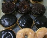Foto langkah ke 8 dari resep Donat Empuk (sampai besok).