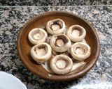 Foto del paso 1 de la receta: Champiñones rellenos