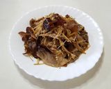 รูปขั้นตอนการทำที่ 4 ของ เป็ดผัดขิง