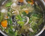 Foto langkah ke 6 dari resep Sop Kimlo.