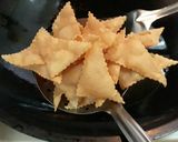 Foto langkah ke 4 dari resep Kripik pangsit.