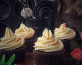 A picture of step 12 of Buttercream Chocolate Cupcakes.
