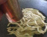 Foto langkah ke 7 dari resep Kue Akar Kelapa.