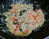 รูปขั้นตอนการทำที่ 4 ของ กุ้งผัดครีมซอส