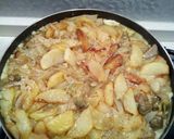 Foto del passaggio 9 della ricetta Frittata di carciofi cipolla e patate fritte
