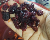 Foto del paso 2 de la receta: Ensalada dulce con arándanos y zanahoria