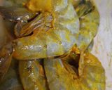 Gambar langkah 1 resipi Butter Prawn with Salted Egg.