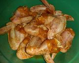 Foto langkah ke 1 dari resep Sayap dan Telur Ayam Kecap Saos Tiram.