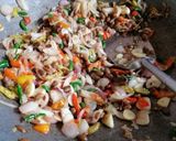 Foto langkah ke 4 dari resep Onseng Cumi Asin Tempe Jagung Tauco.