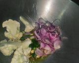 A picture of step 2 of Mixed vegetables torkari.