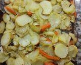 Foto del paso 2 de la receta Trucha al horno con base de patatas y alioli