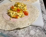 Foto langkah ke 2 dari resep Egg Wrap (Breakfast or Lunch).