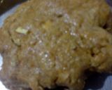 A picture of step 2 of Halwa paratha.