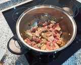 Foto del paso 3 de la receta: Guisado de cerdo con verduras🍲
