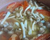 Hình bước làm 1 của món Canh gà nấu cà nấm