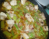 Foto del paso 3 de la receta: Arroz con costillas, pollo y verduras