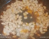 Foto del paso 8 de la receta: Judías blancas con langostinos y chirlas enfadadas