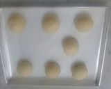 Foto langkah ke 8 dari resep Roti boy garing diluar lembut di dalam.