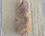 Foto del paso 4 de la receta: Hojaldre relleno de pollo, cebolla y cheddar