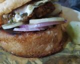 A picture of step 6 of Aaloo tikki burger.