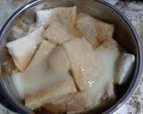 Foto langkah ke 3 dari resep 105. Wedang Roti Jahe susu.