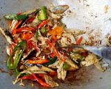 Foto langkah ke 2 dari resep Tumis pindang kecambah.