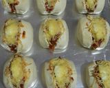 Foto langkah ke 3 dari resep Berger Mantao Khas Pare pare With Saos Sosis Tuna melt.