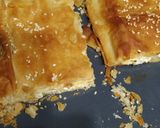 Φωτογραφία βήματος 1 της συνταγής Τυρόπιτα με τρία υλικά...!!!