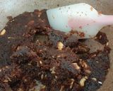 A picture of step 3 of Vegan Beetroot Coconut Halwa.