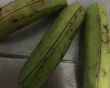 Foto del paso 1 de la receta: Arepas y cayeye De guineo verde