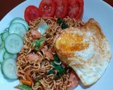 Foto langkah ke 9 dari resep Mie Telur/Mie Kuning Goreng Pedas Non MSG (Aman Untuk Ibu Hamil).