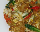 Foto langkah ke 3 dari resep Kwetiau goreng ala mamih.