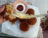 A picture of step 7 of Spicy chicken Cheesy balls (extra cheesy).