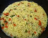 Foto del paso 4 de la receta: Arroz con pimientos