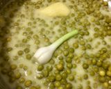 Gyors, egyszerű zöldborsóleves recept fázis 5 fotója