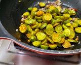 A picture of step 4 of Ivy Gourd Masala Fry.