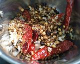 கேரளா உள்ளி தீயல் (Kerala Ulli theyal Recipe in Tamil) ரெசிபி ஸ்டேப் 3 புகைப்படம்