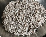 A picture of step 1 of મસાલા જુવાર ધાણી.(Masala Jowar Dhani Recipe in Gujarati).