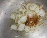 A picture of step 2 of Mix veggies gravy.