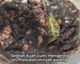 Foto langkah ke 4 dari resep Cumi hitam gurih.