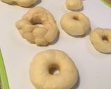 Foto langkah ke 5 dari resep Donat Tape satu telur, empuk yummy.