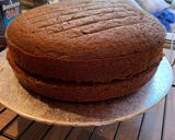 A picture of step 7 of Vegan birthday cake.