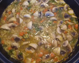 Foto del paso 3 de la receta: Fideuá con champiñones