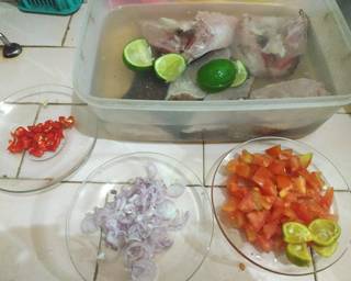 Ikan Goreng Kerapu Sambal Dabu Dabu ala Bugis langkah memasak 1 foto