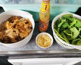 รูปขั้นตอนการทำที่ 3 ของ ราดหน้าหมูหมักยอดคะน้า