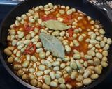 Foto del paso 5 de la receta: Habitas baby con piquillos y jamón 