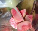 Foto langkah ke 2 dari resep Jus Jambu.
